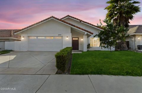 Photo of 2809 Shelter Wood Court, Thousand Oaks, CA 91362 (MLS # 225005507)