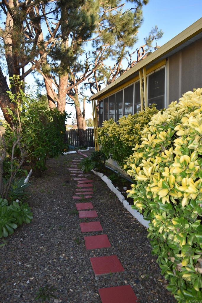 1145 E Barham Drive 109