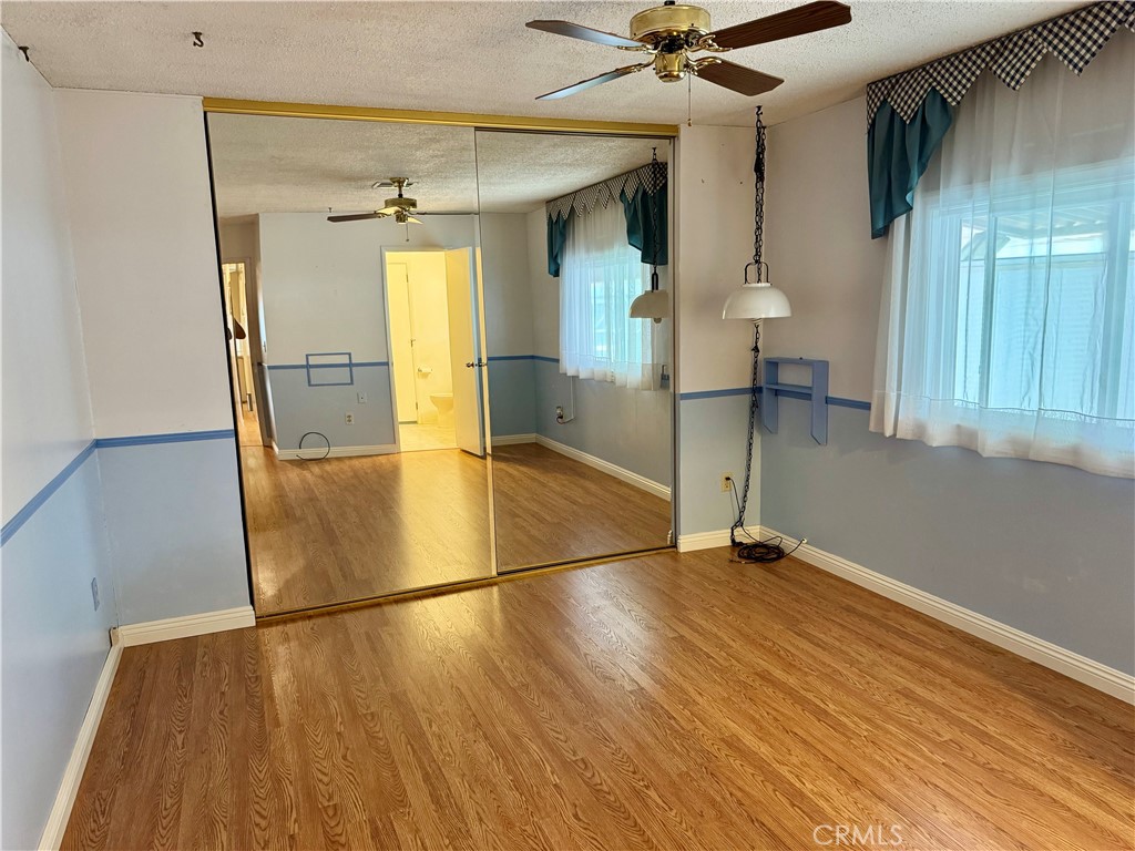 5200 Irvine Blvd 123