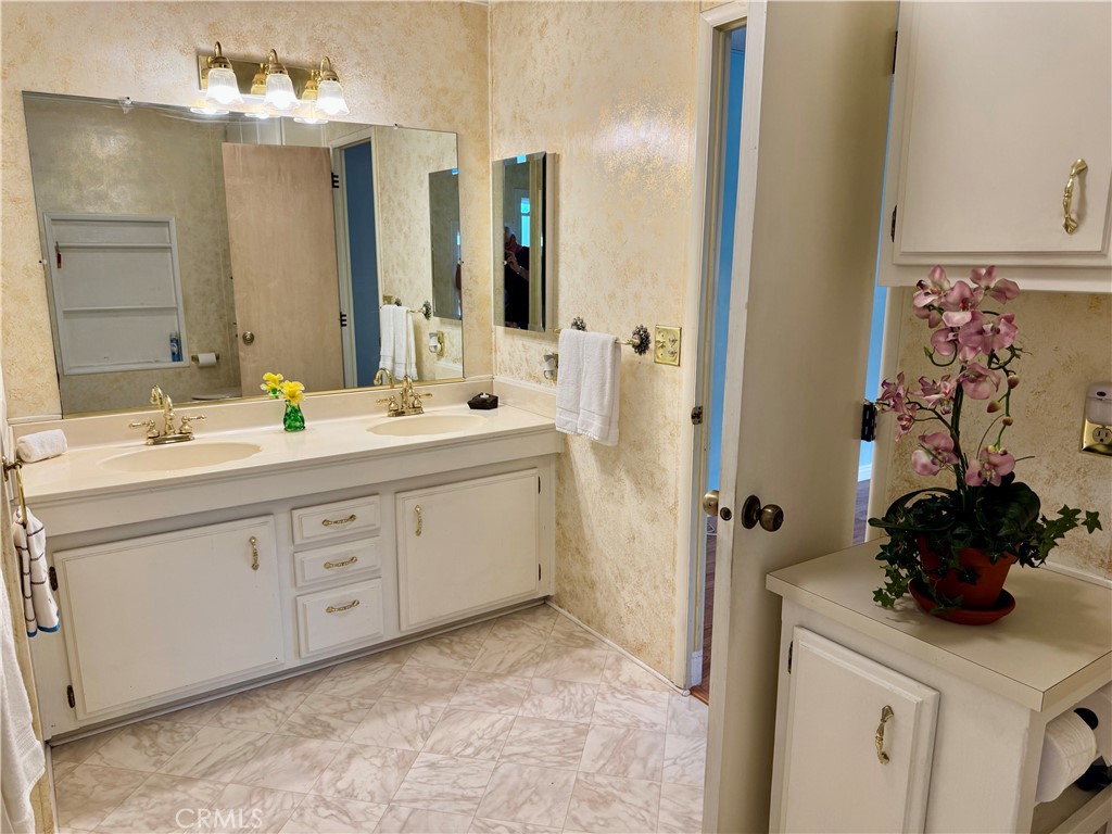 Groves Trailer Park (TG) - Residential