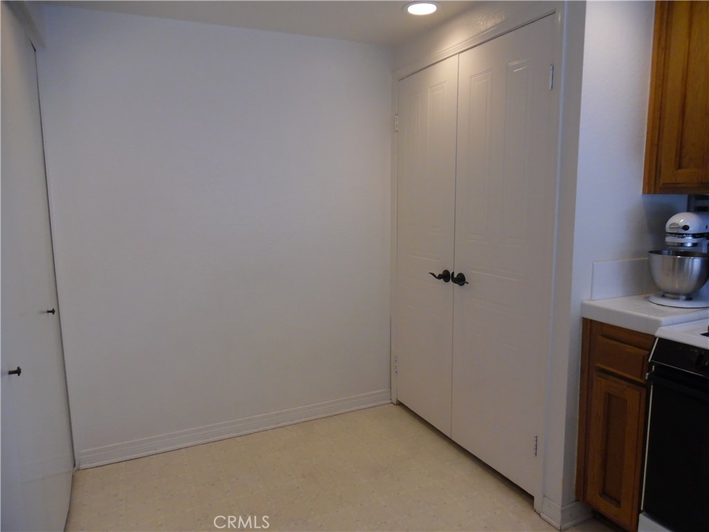 Indian Oaks ATT (220) - Residential