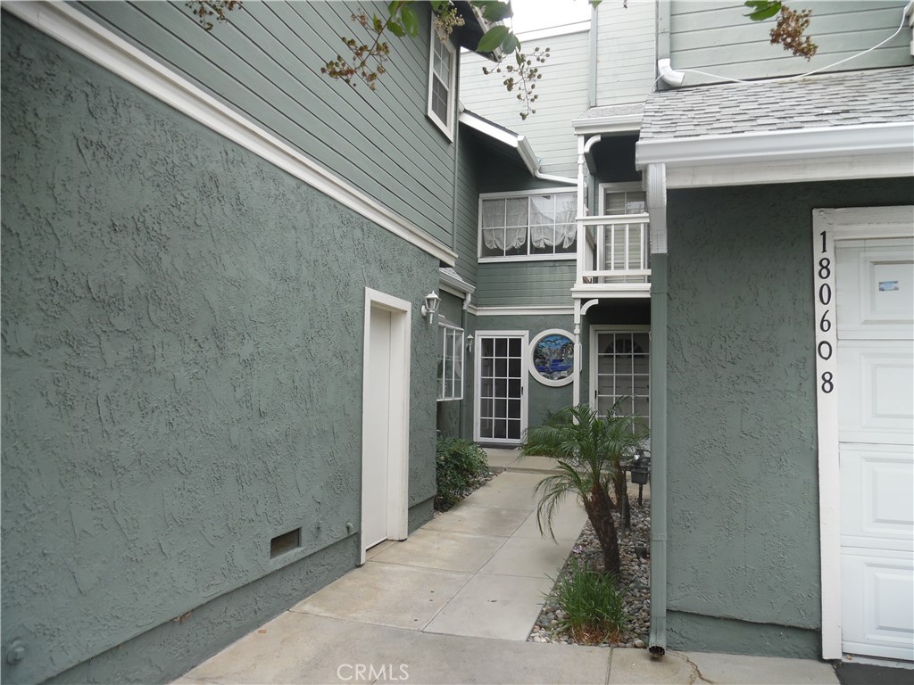 Indian Oaks ATT (220) - Residential