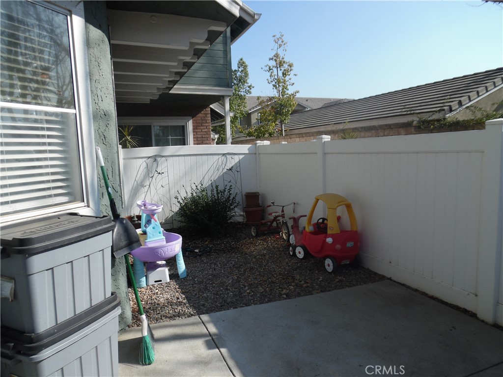 Indian Oaks ATT (220) - Residential