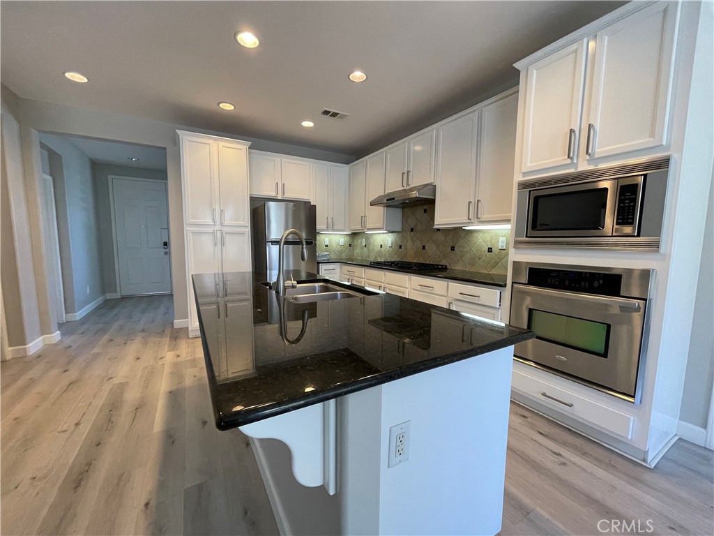 341 W Pebble Creek Lane