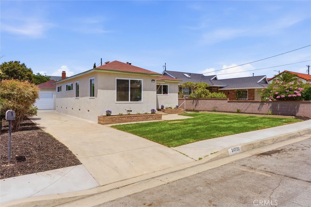 24723 Walnut Street