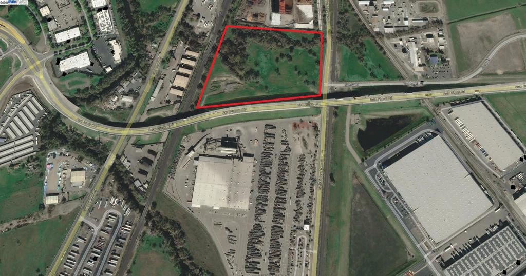 4555 S McKinley Avenue