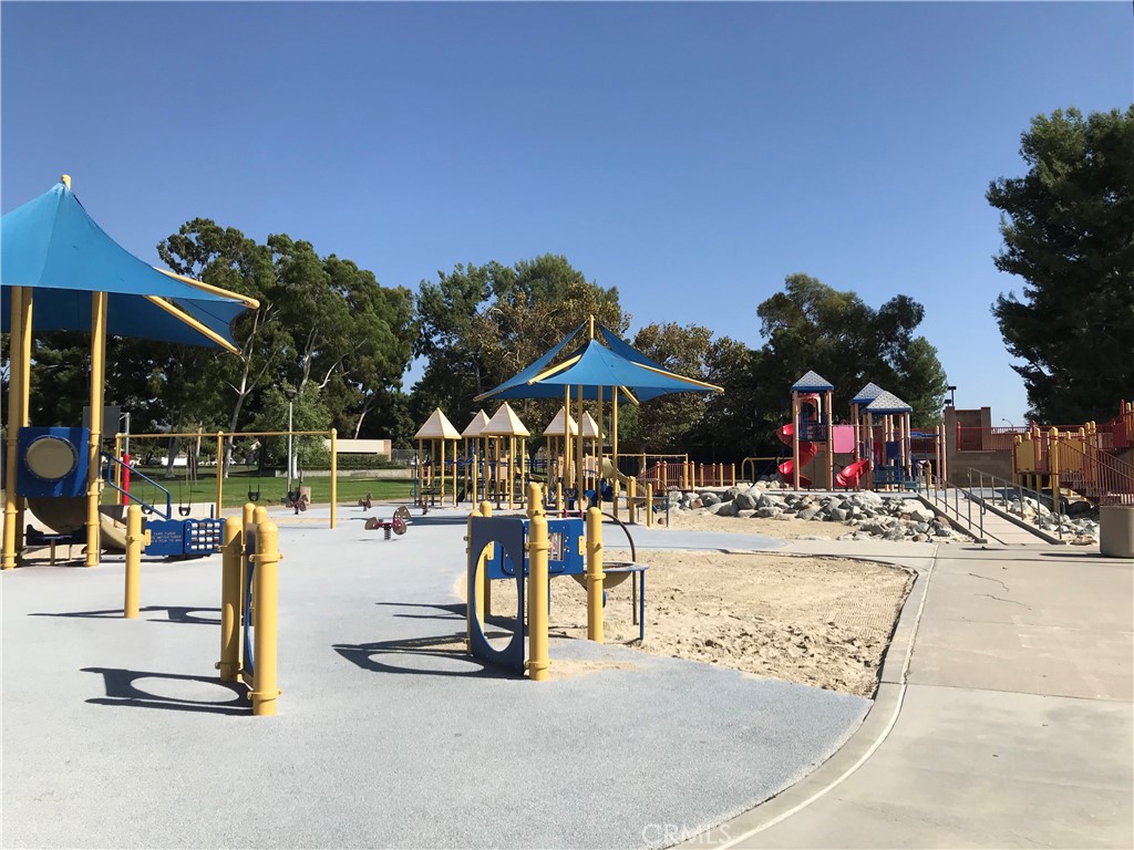 Woodcrest (WT) - Residential Lease