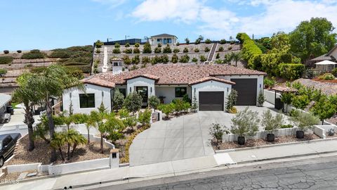 Photo of 1038 Scenic Way Drive, Ventura, CA 93003 (MLS # V1-35615)