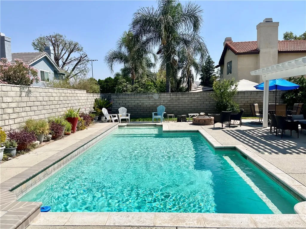 San Bernardino, California 92407, United States, 5 Bedrooms Bedrooms, ,3 BathroomsBathrooms,Residential,Active,186476