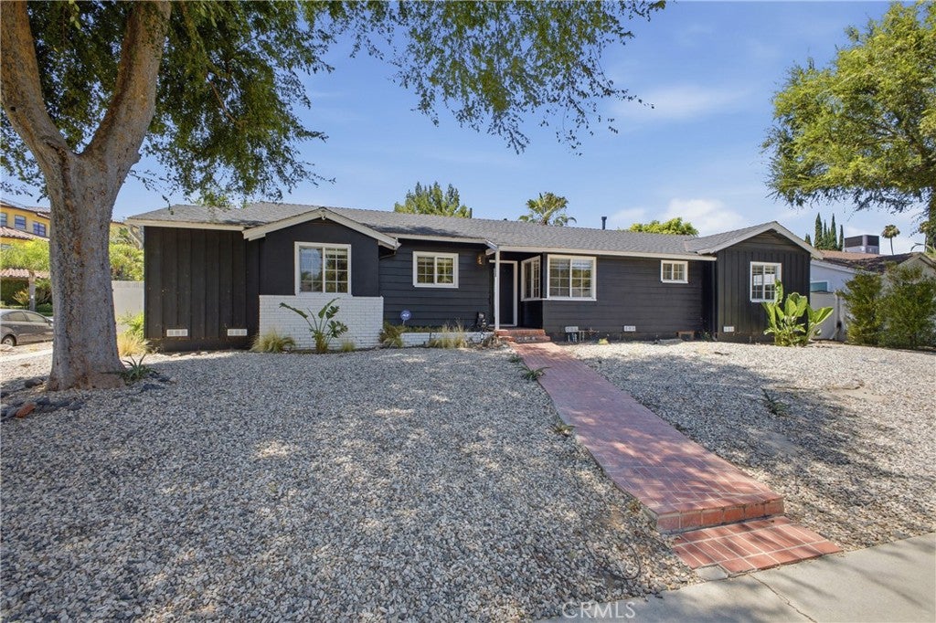 5521 Mclennan Ave, Encino CA 91436