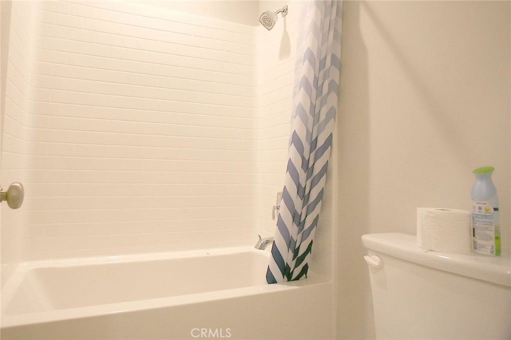 Tristania - Residential Lease