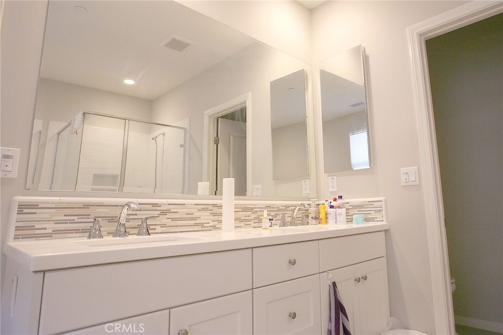 Tristania - Residential Lease