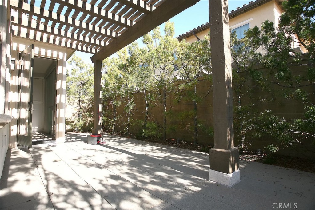 Tristania - Residential Lease