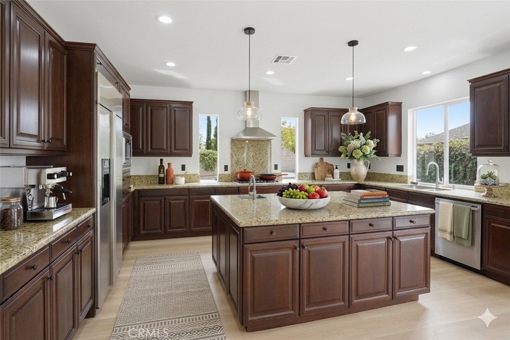 13615 Perry Ann Circle