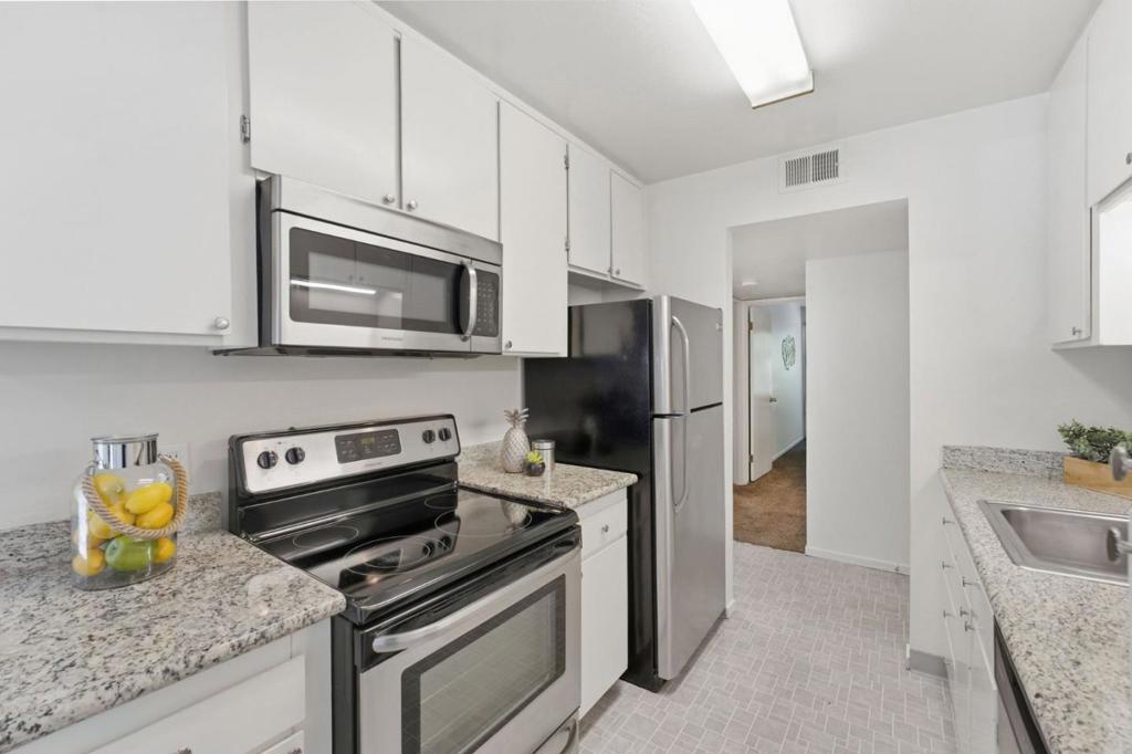 312 Tradewinds Drive 10