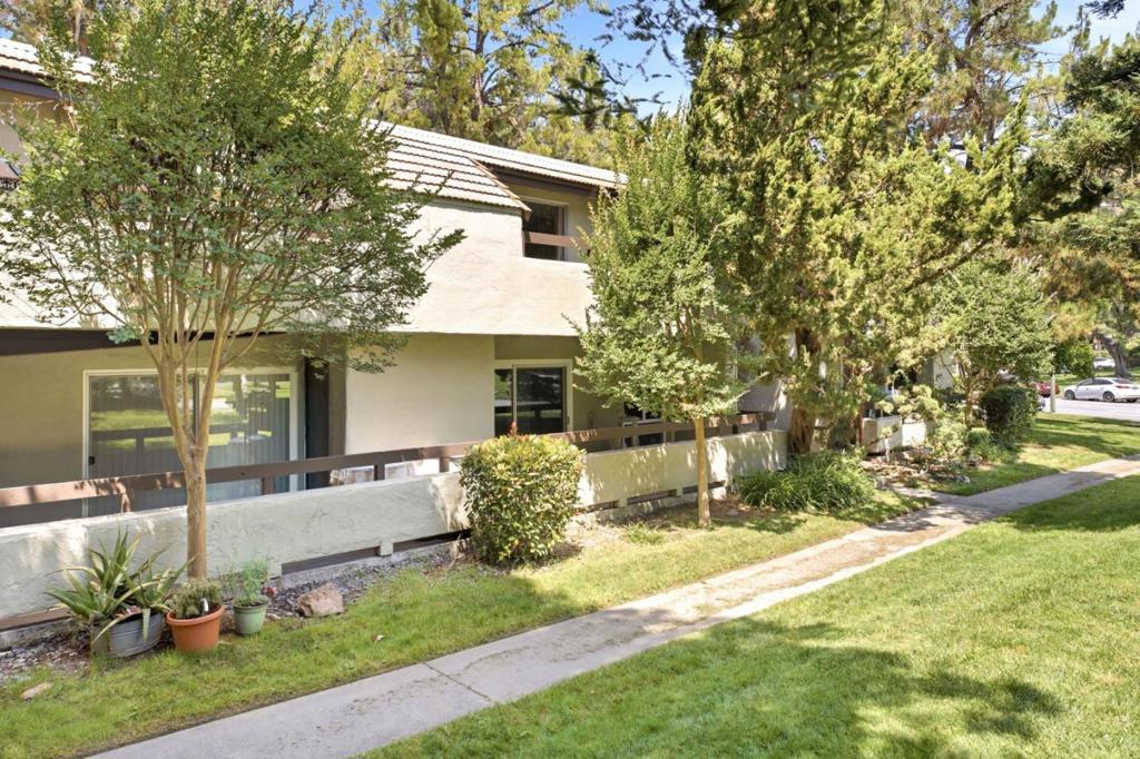 312 Tradewinds Drive 10