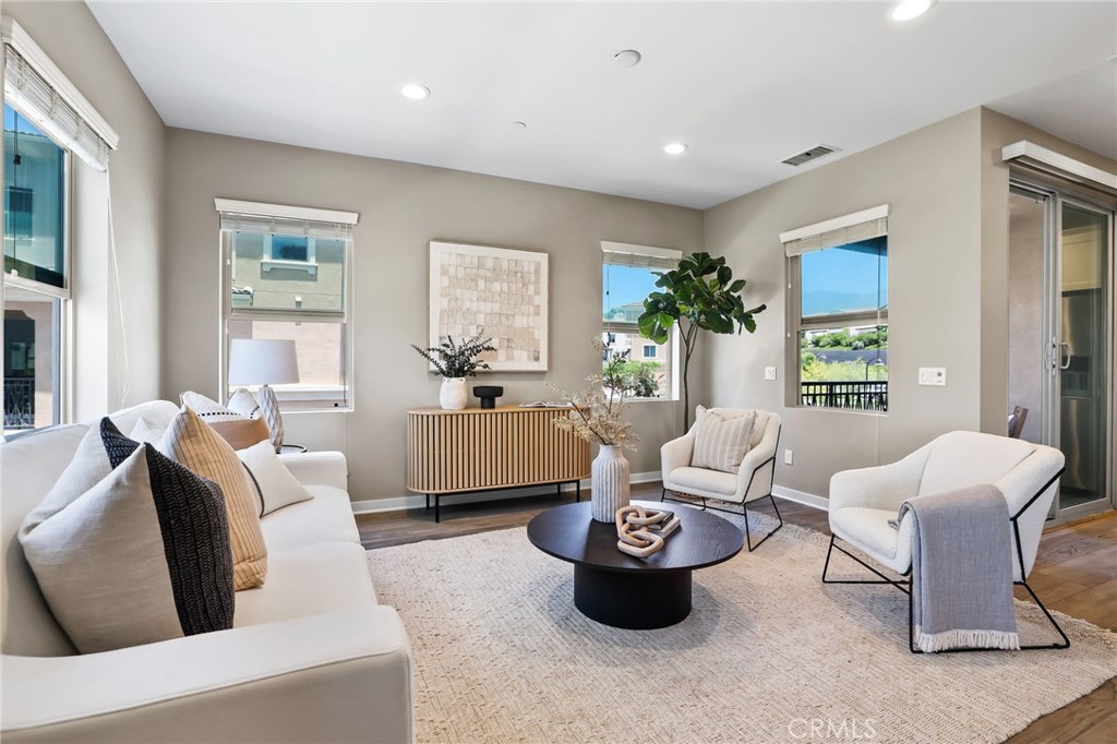 IRONRIDGE - Residential