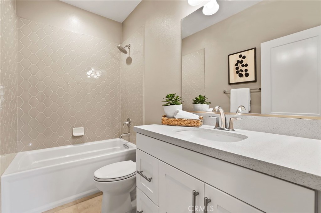 IRONRIDGE - Residential