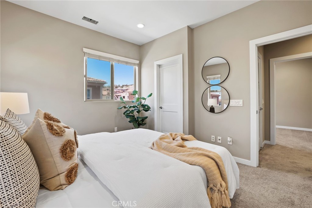 IRONRIDGE - Residential