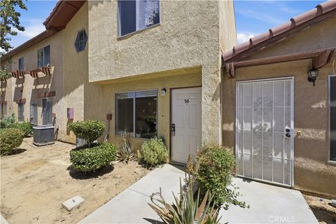 Photo of 1700 E Avenue Q14 #14, Palmdale, CA 93550 (MLS # DW26090372)