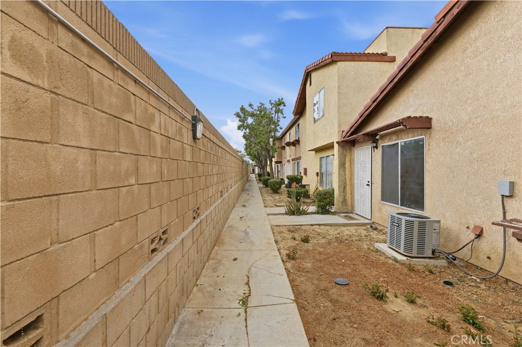 1700 E Avenue Q14 14