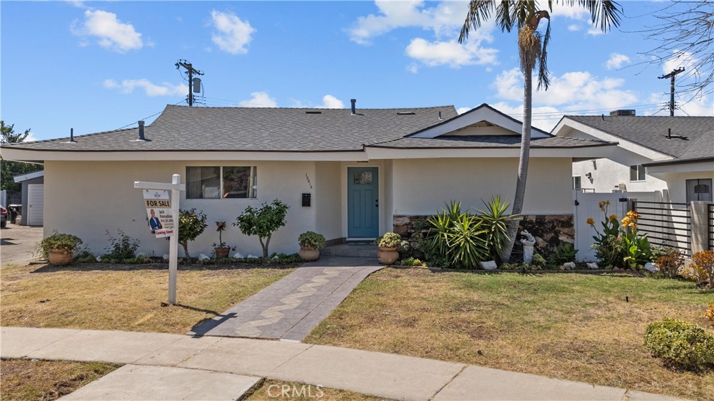 Charming 4-Bedroom Home with Pool and Bonus Room in North Hollywood! Welcome to your dream home in the heart of North Hollywood! This beautifully maintained 4-bedroom, 2-bathroom residence offers a perfect blend of comfort, style, and functionality. Nestled in a friendly neighborhood, this property is a true oasis for anyone seeking the best of Southern California living.
Key Features:
Spacious Living Area: Step into a bright and airy living room with ample space for family gatherings and entertaining guests. The open floor plan seamlessly connects the living room to the dining area and kitchen, creating a warm and inviting atmosphere.
Four Cozy Bedrooms: The home features four generously sized bedrooms, each offering comfort and privacy. The master bedroom includes an en-suite bathroom for added convenience.
Converted Garage Bonus Room: The converted garage offers a versatile bonus room, perfect for a home office, gym, playroom, or guest suite with bathroom. The possibilities are endless!
Sparkling Pool: Step outside to your private backyard oasis, complete with a sparkling pool. It's the ideal spot for relaxing on sunny days, hosting pool parties, or enjoying a quiet evening swim.
Outdoor Entertainment Space: The backyard also features a patio area, perfect for BBQs, outdoor dining, or simply lounging with a good book.
Prime Location: Located in a desirable North Hollywood neighborhood, this home is conveniently close to parks, schools, shopping centers, and dining options. Enjoy easy access to major freeways and public transportation, making your commute a breeze.
Don't miss this incredible opportunity to own a piece of paradise in North Hollywood. This home is move-in ready and waiting for you to create lasting memories. Schedule a viewing today and make this your new home sweet home!