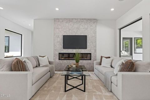 Tiny photo for 259 Via Pasito, Ventura, CA 93003 (MLS # V1-35198)