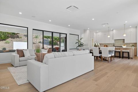 Tiny photo for 259 Via Pasito, Ventura, CA 93003 (MLS # V1-35198)