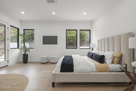 Tiny photo for 259 Via Pasito, Ventura, CA 93003 (MLS # V1-35198)