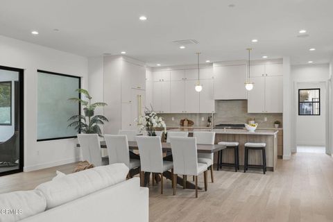 Tiny photo for 259 Via Pasito, Ventura, CA 93003 (MLS # V1-35198)