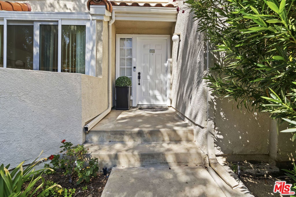 4240 Lost Hills Road 903