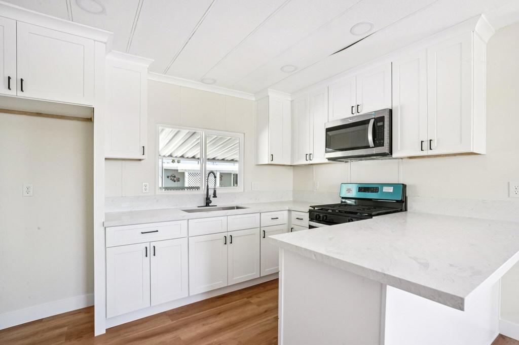 Tri Palm Estates - Manufactured In Park