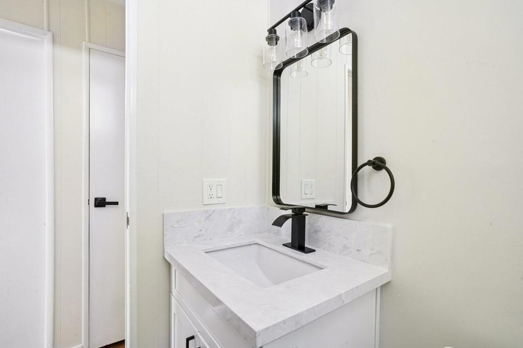 Tri Palm Estates - Manufactured In Park