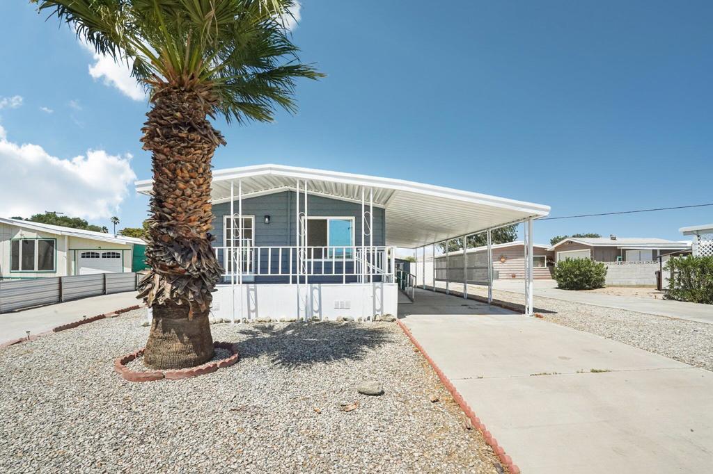 Tri Palm Estates - Manufactured In Park