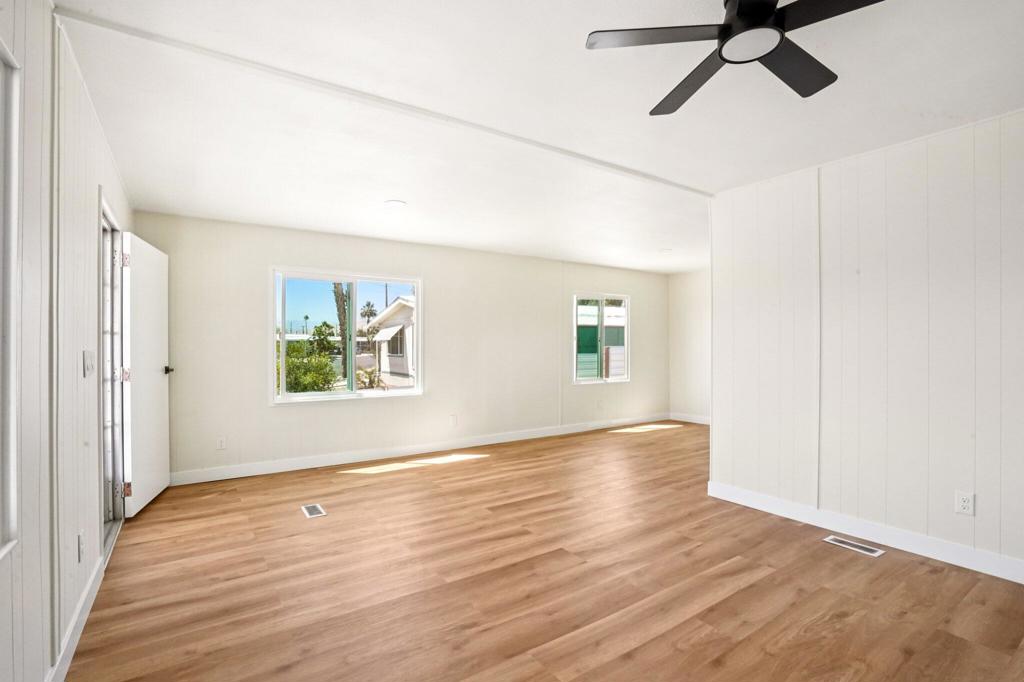 Tri Palm Estates - Manufactured In Park