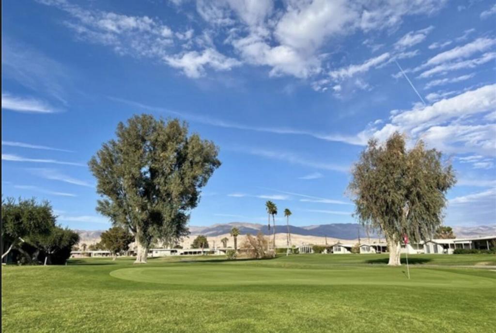 Tri Palm Estates - Manufactured In Park