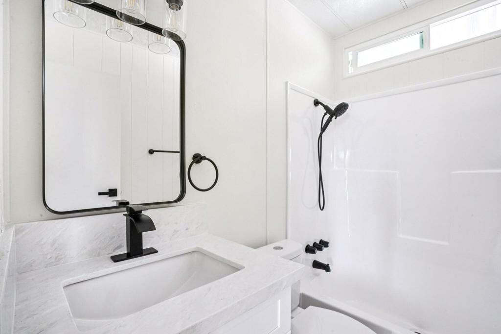 Tri Palm Estates - Manufactured In Park