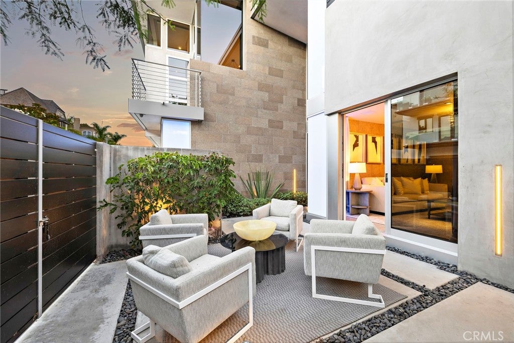 232 Hazel, Corona Del Mar CA 92625 - Photo 20