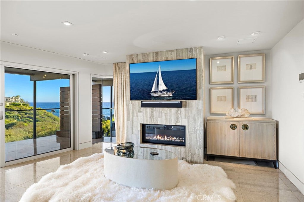 232 Hazel, Corona Del Mar CA 92625 - Photo 32