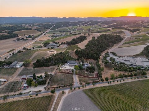 Tiny photo for 2925 Anderson Road, Paso Robles, CA 93446 (MLS # NS26161284)