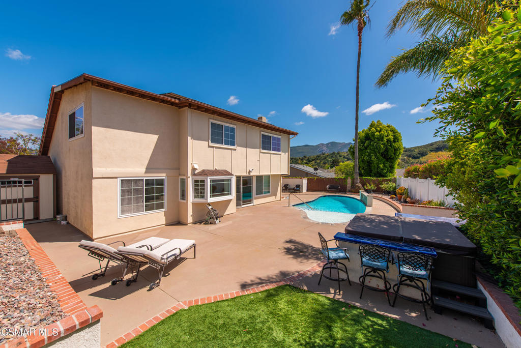 383 Havenside Avenue