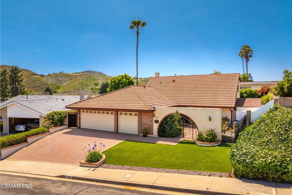 383 Havenside Avenue