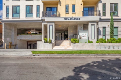 Photo of 124 1/2 W Colorado Street, Glendale, CA 91204 (MLS # GD26230107)