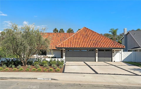Photo of 22102 Jonesport LN, Huntington Beach, CA 92646 (MLS # OC26195719)