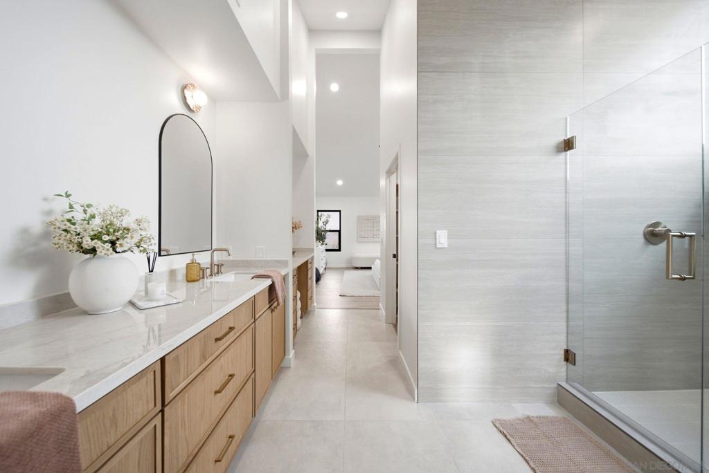 824 Glen Arbor
