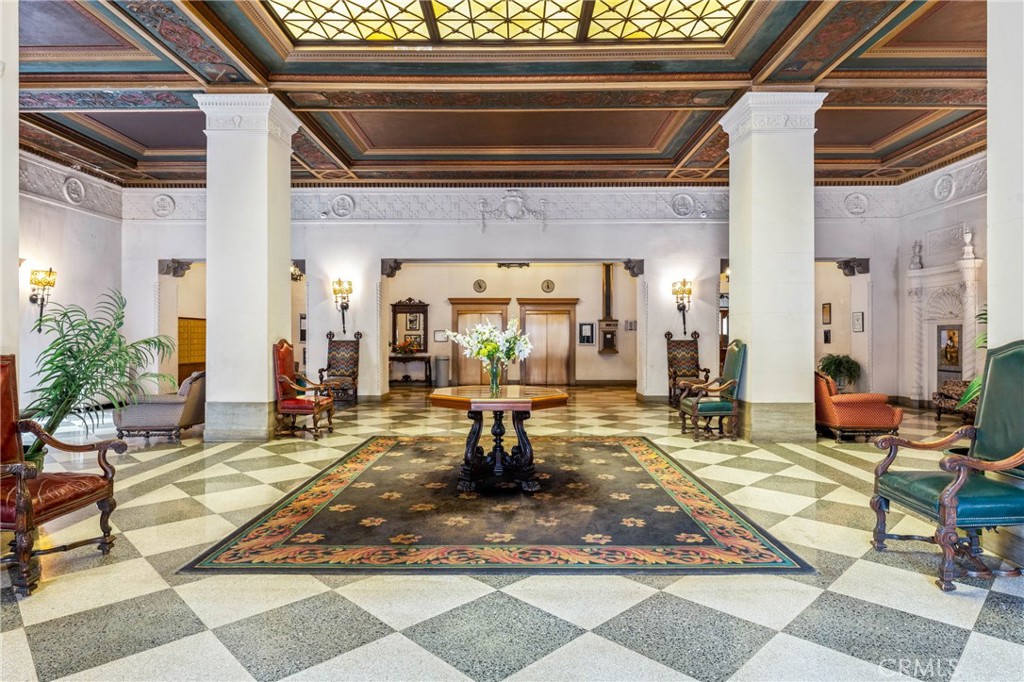 315 W 3rd Street 311