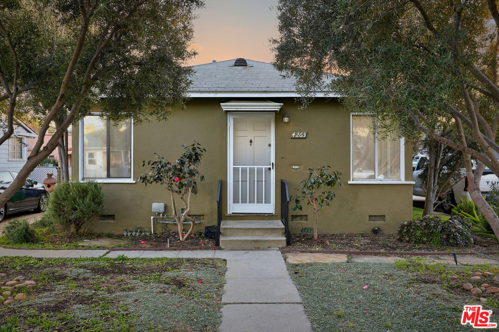 4261 Baldwin Avenue