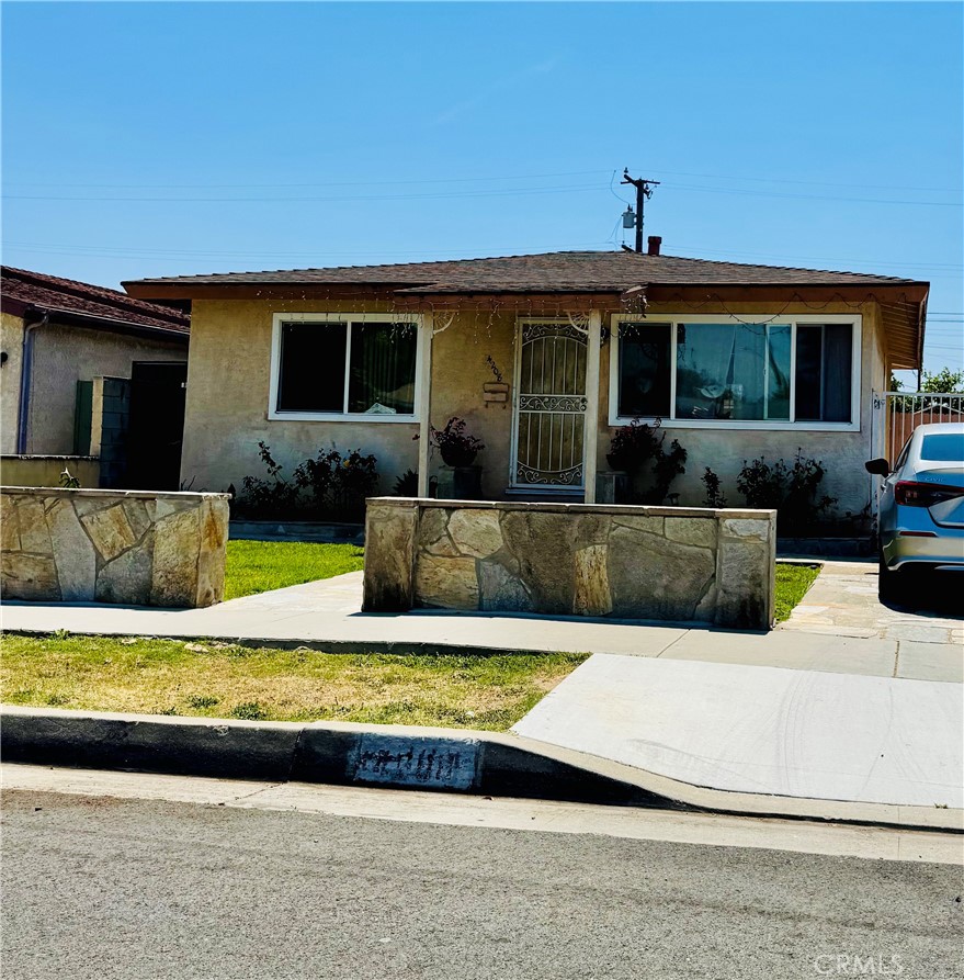 4208 W 165th Street