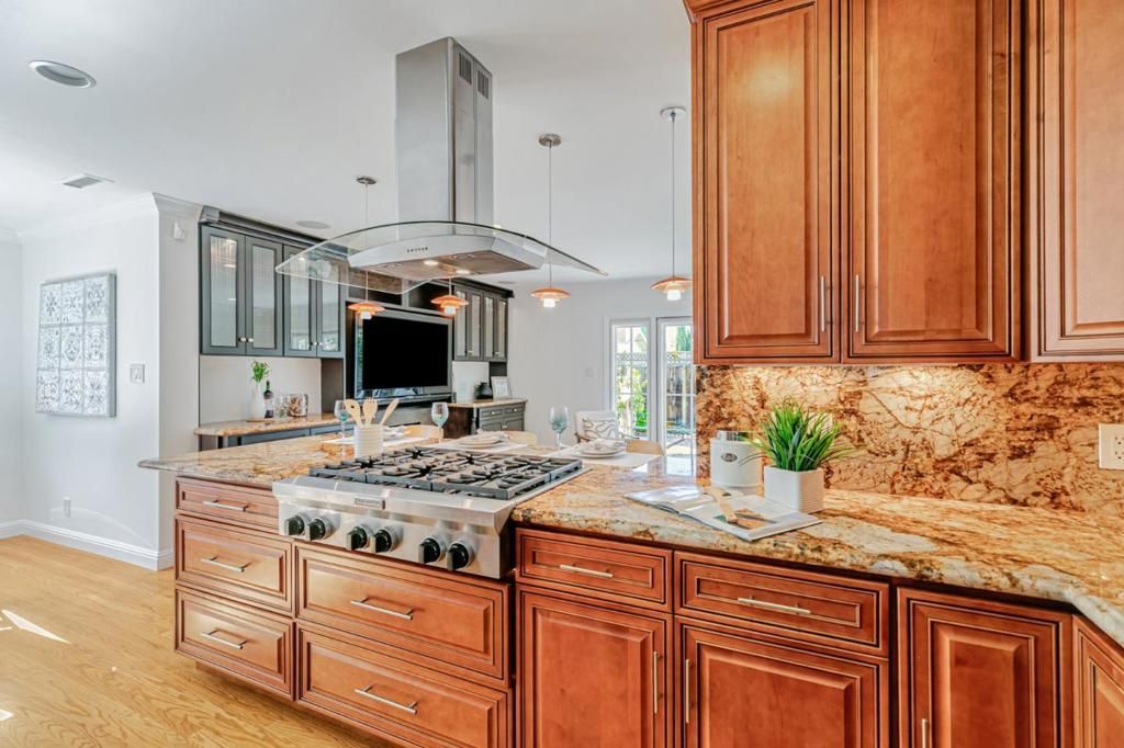 listing image 130729331229720653247