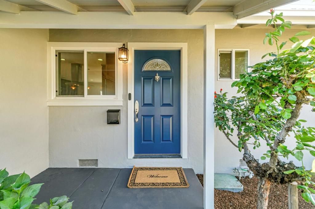 listing image 130726682643834053279